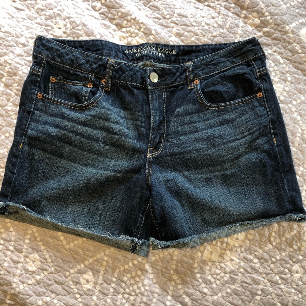 Women’s American Eagle jean shorts